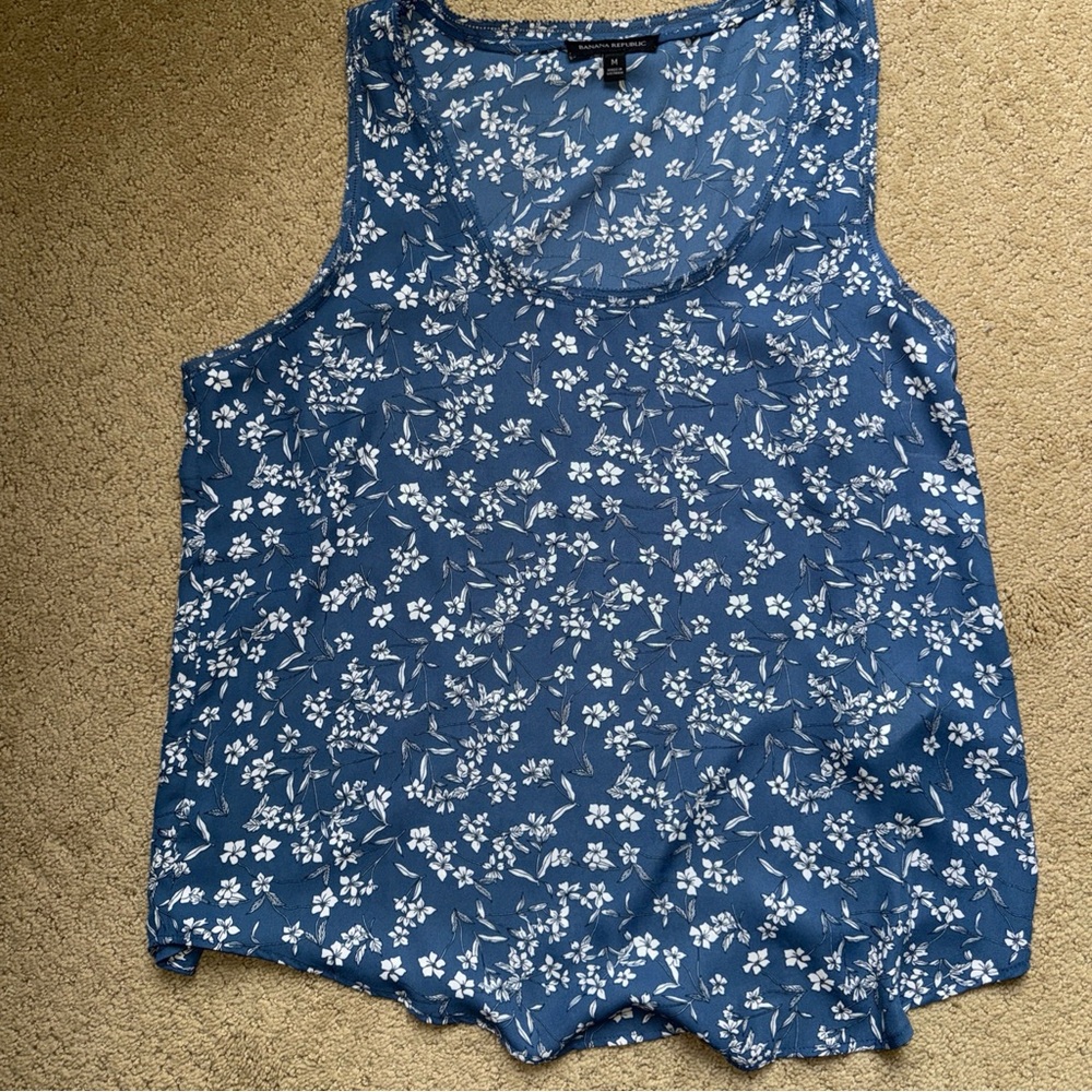 Banana Republic Blue Floral Sleeveless Top